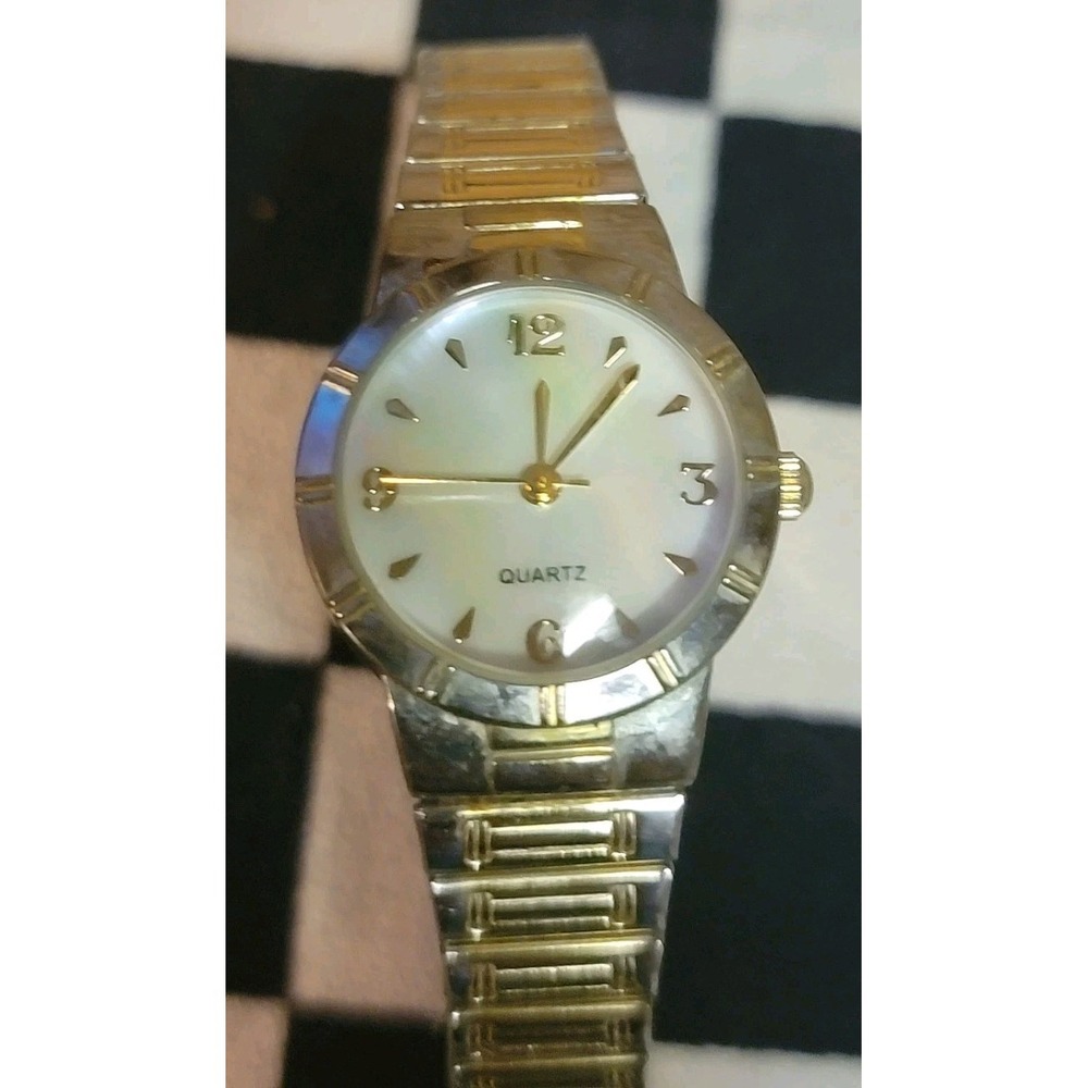 Vintage M.Z. Berger Women's Quartz Watch Gold Tone Expansion Band Japan Movement